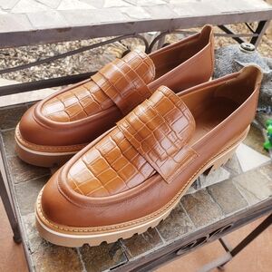 NEW! 40/9 Elsa loafer by M. Gemi.